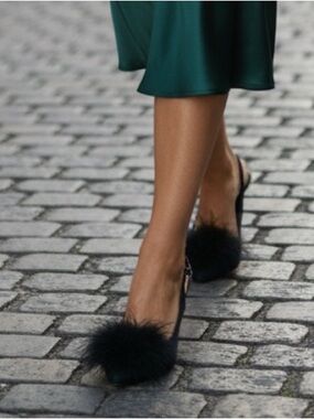 BCBGeneration Black Fur Slingback Heels shoes